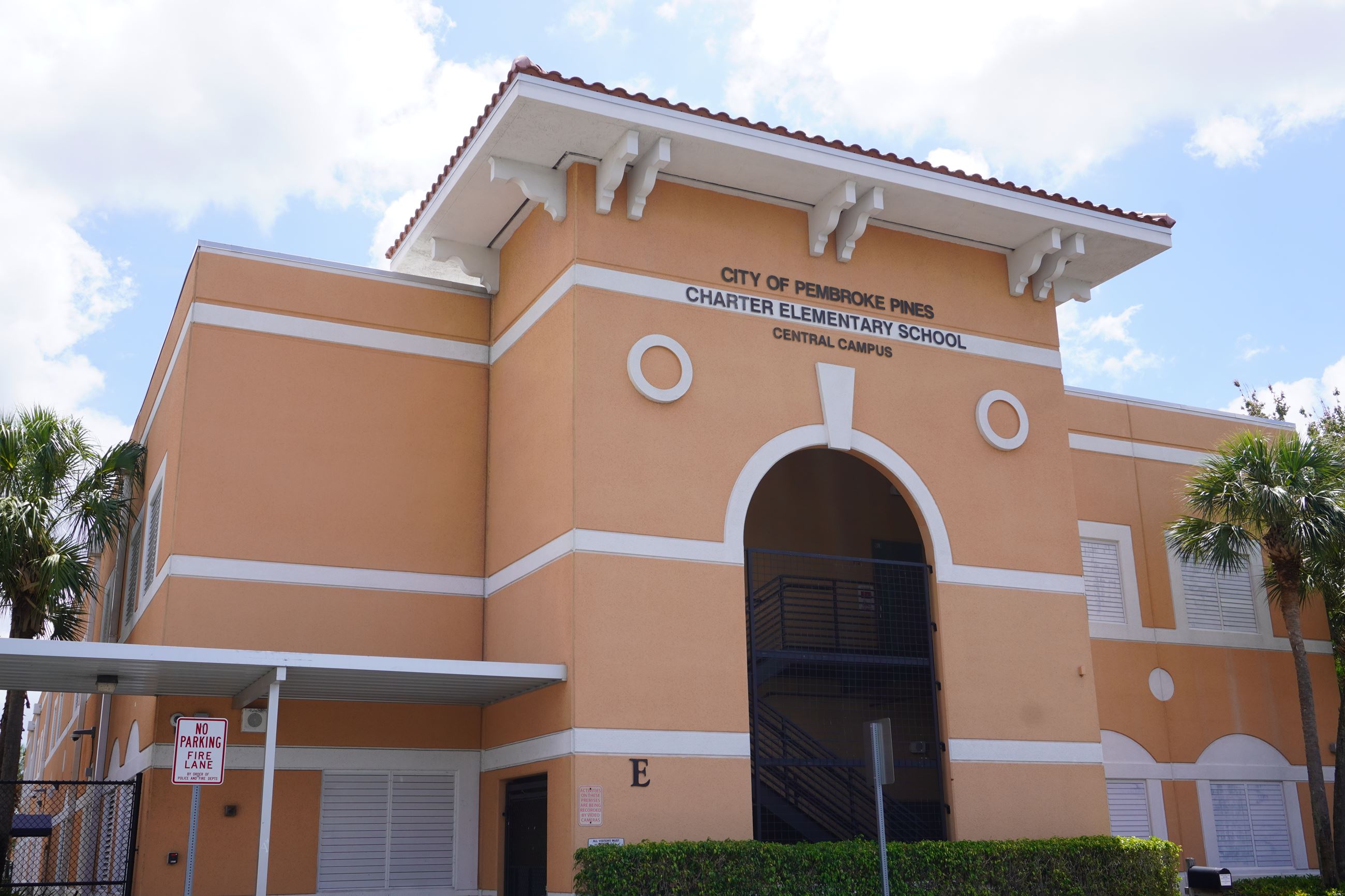 Central Elementary Exterior